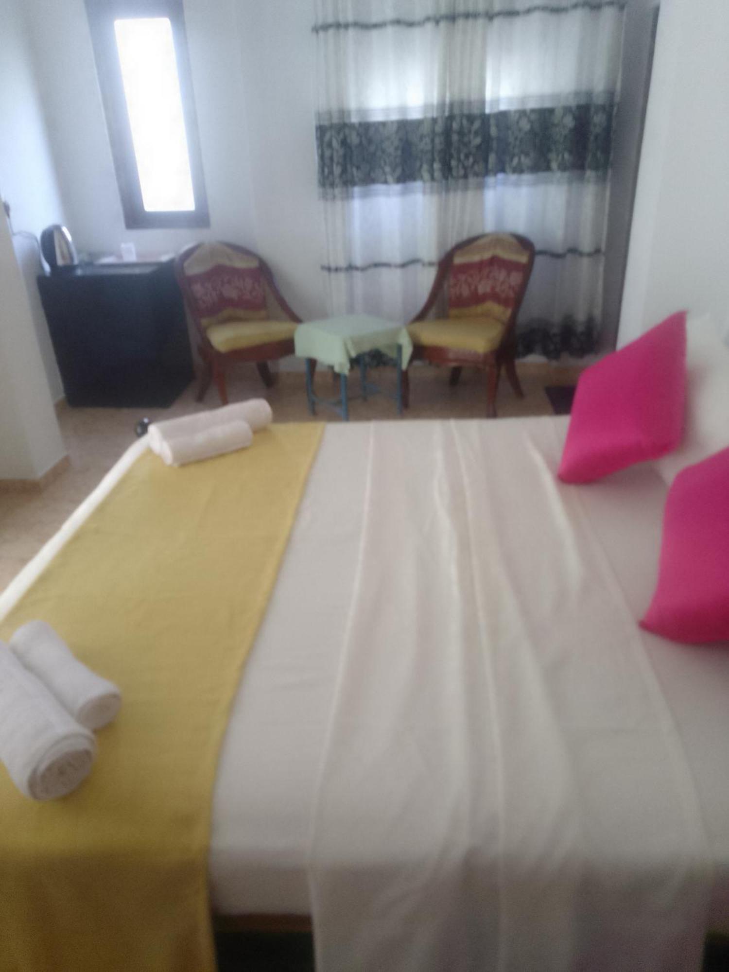 Steur Villa Negombo Exterior photo